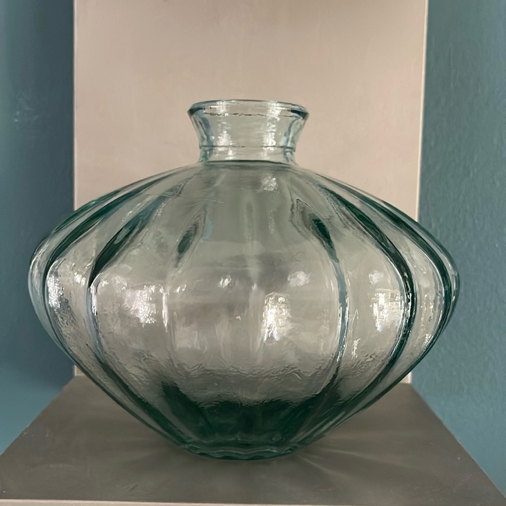 By Vidrios San Miguel authentic 100% recycled glass vase